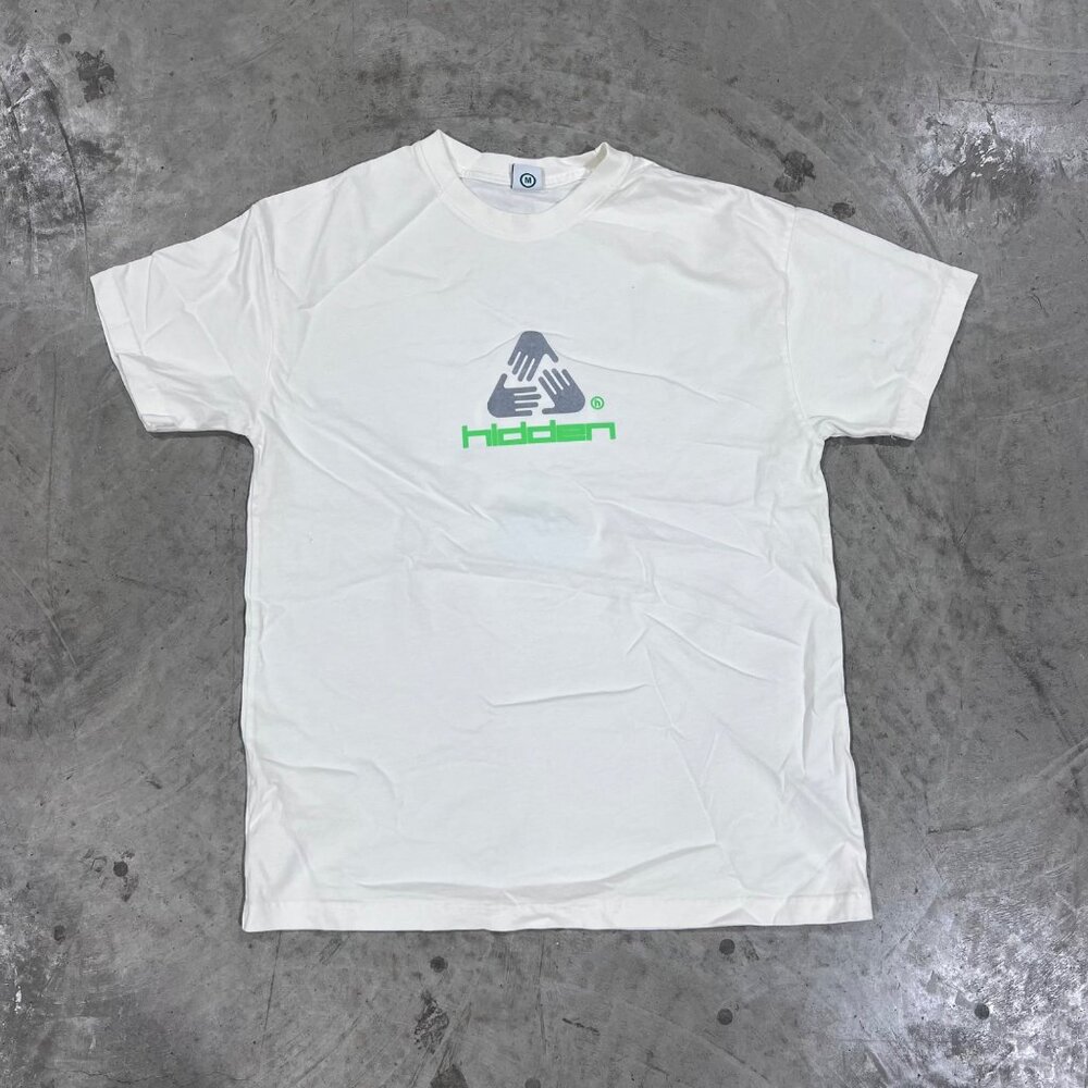 NEW HIDDEN NY WHITE TEE SZ MEDIUM